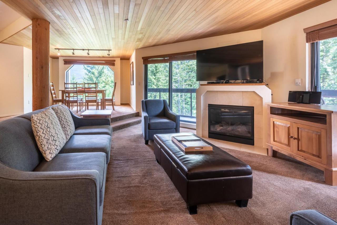 Apartamento The Ironwood On Blueberry Hill Whistler Exterior foto