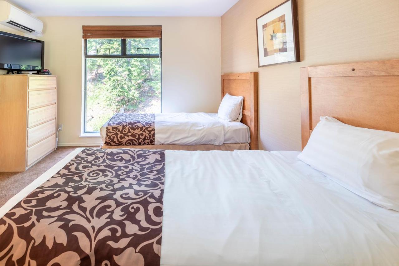 Apartamento The Ironwood On Blueberry Hill Whistler Exterior foto