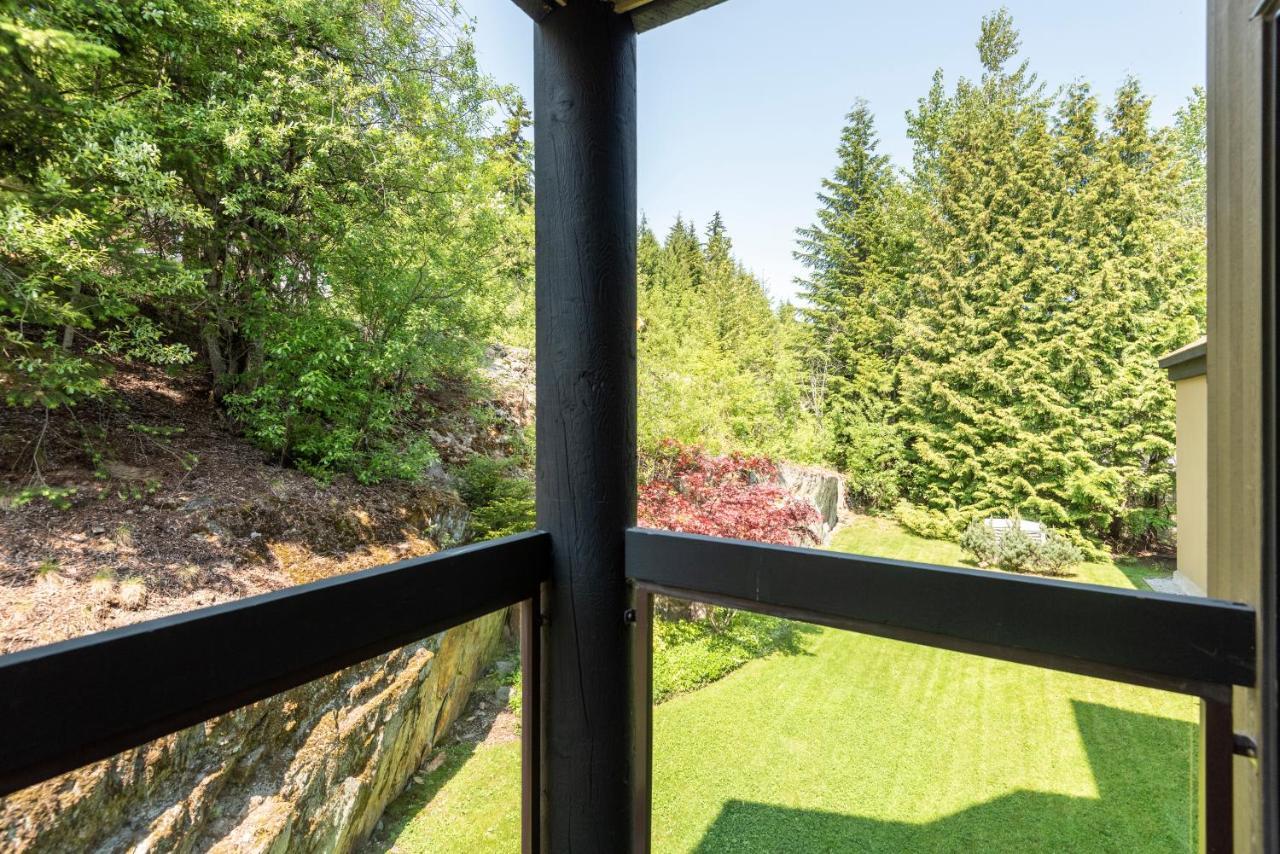 Apartamento The Ironwood On Blueberry Hill Whistler Exterior foto