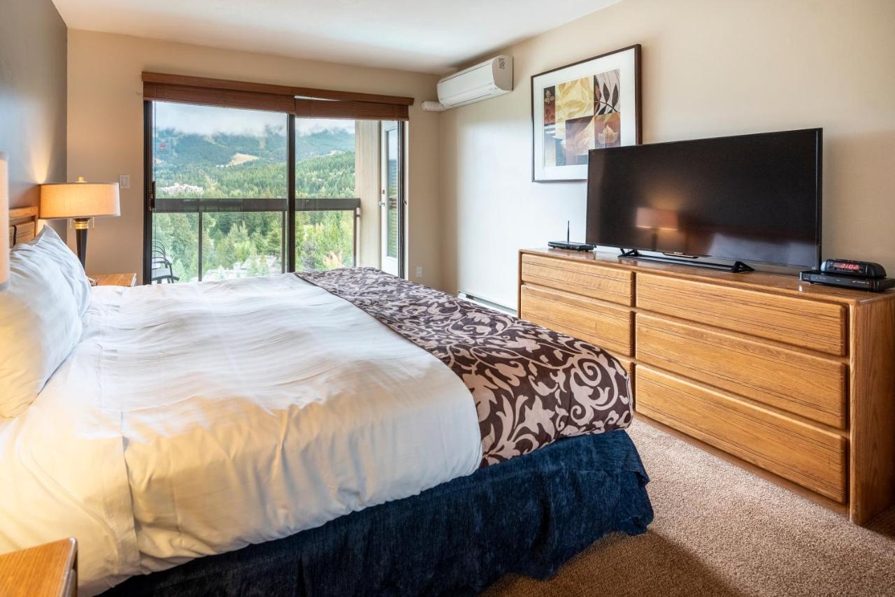 Apartamento The Ironwood On Blueberry Hill Whistler Exterior foto