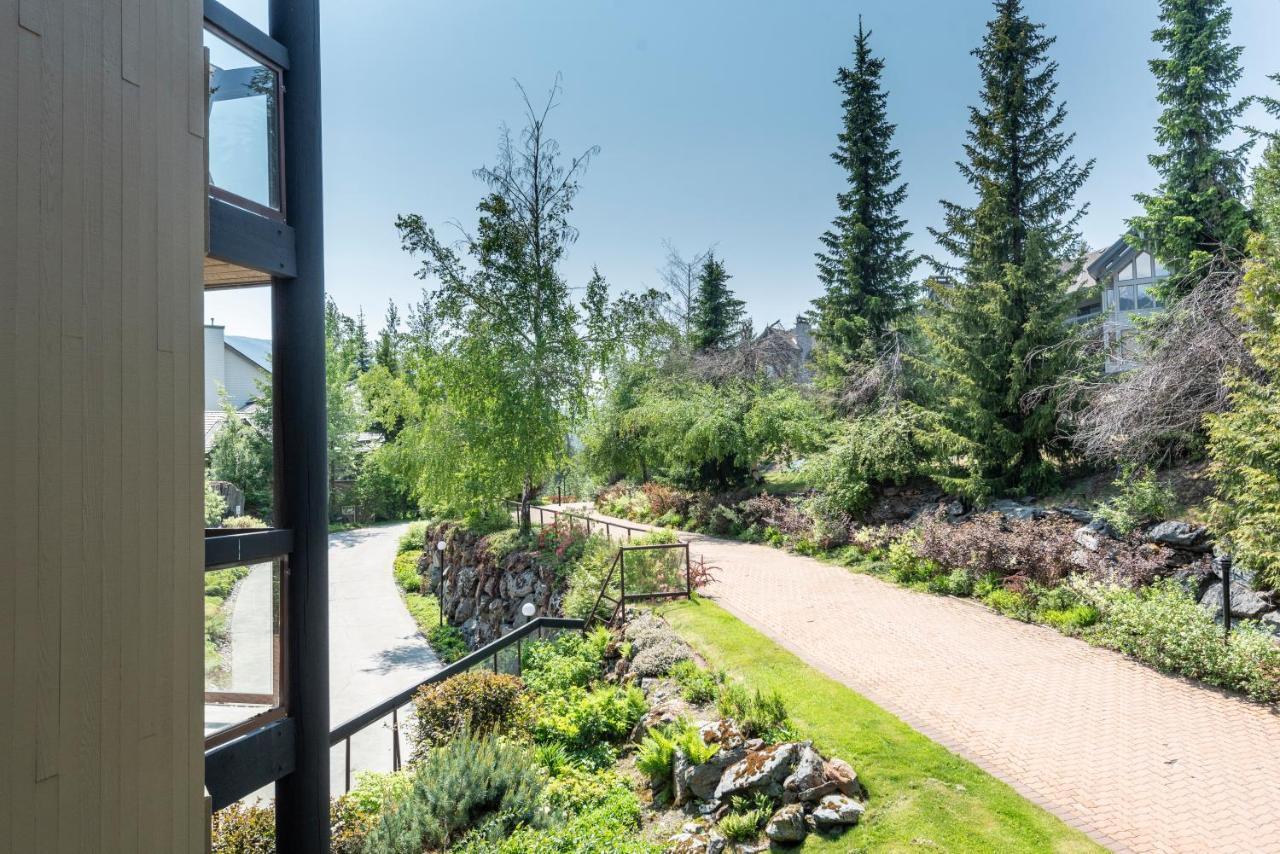Apartamento The Ironwood On Blueberry Hill Whistler Exterior foto